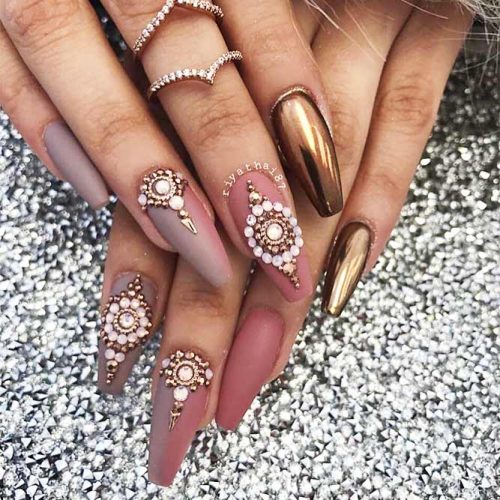Long Nails of the Coffin Shape Picture 4