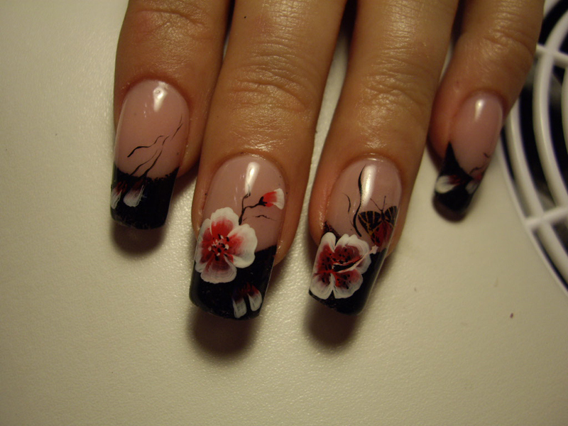 Китайские цветы на квадратных ногтях