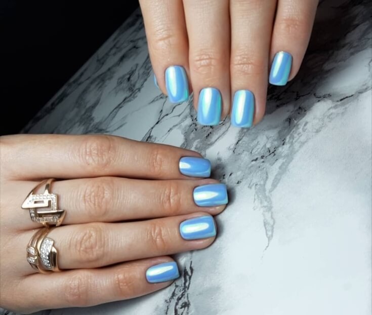 Маникюр голубой: модные тренды на разную длину ногтей с фото